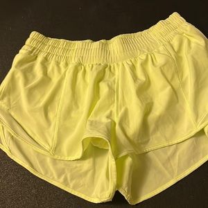 COPY - Lululemon hotty hot shorts. Low waist. Size 8 reg